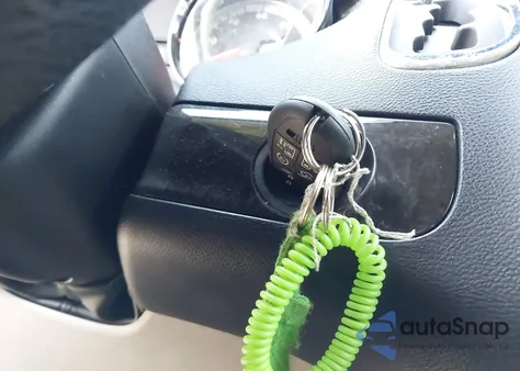 2012 Dodge Grand Caravan Sxt z USA, uszkodzony, nr VIN 2C4RDGCG8CR206352